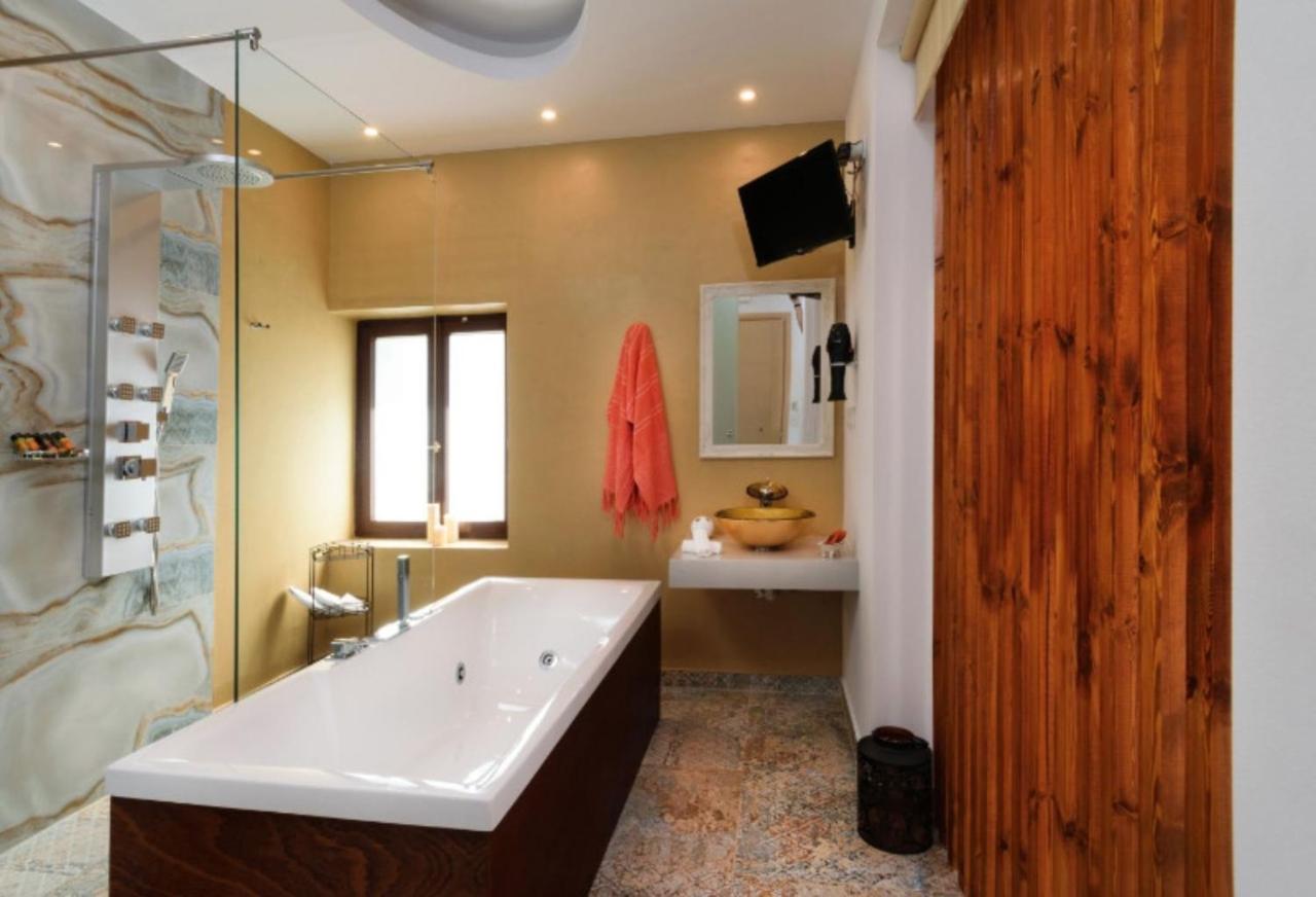 Diamond Luxury Suites Chania  Luaran gambar